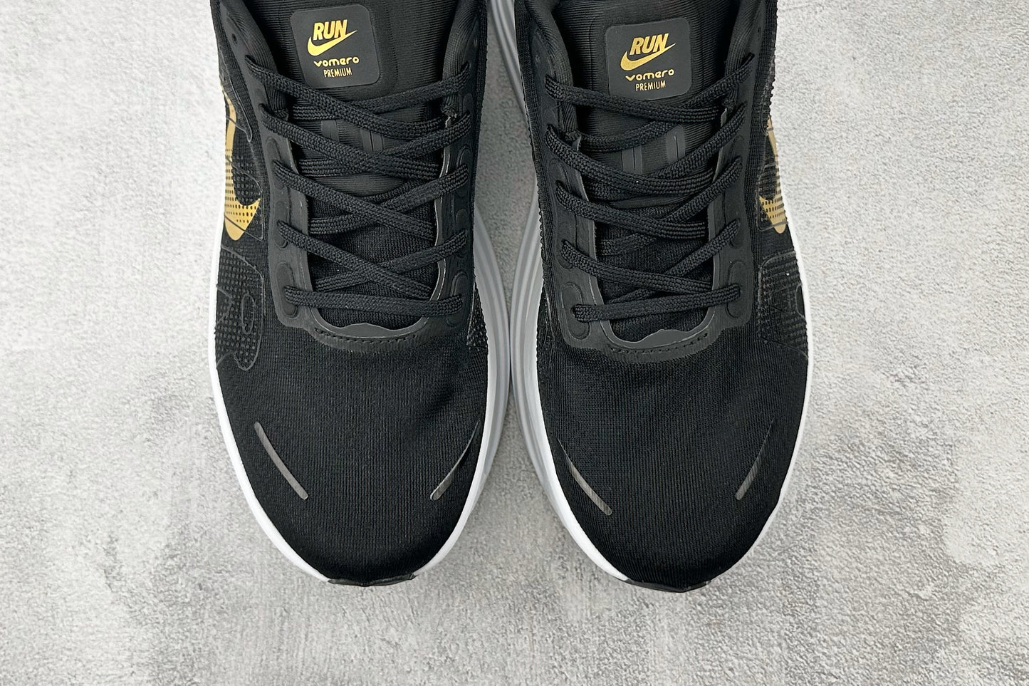 Nike Vomero Premium "Black & Gold"