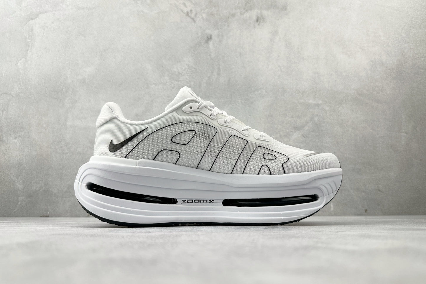 Nike Vomero Premium "White & Black"