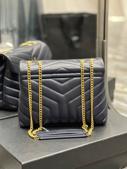 Yves Saint Laurent Loulou