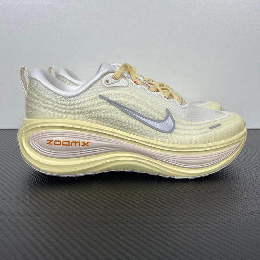 Nike Vomero 18 - Sail/Light Cream