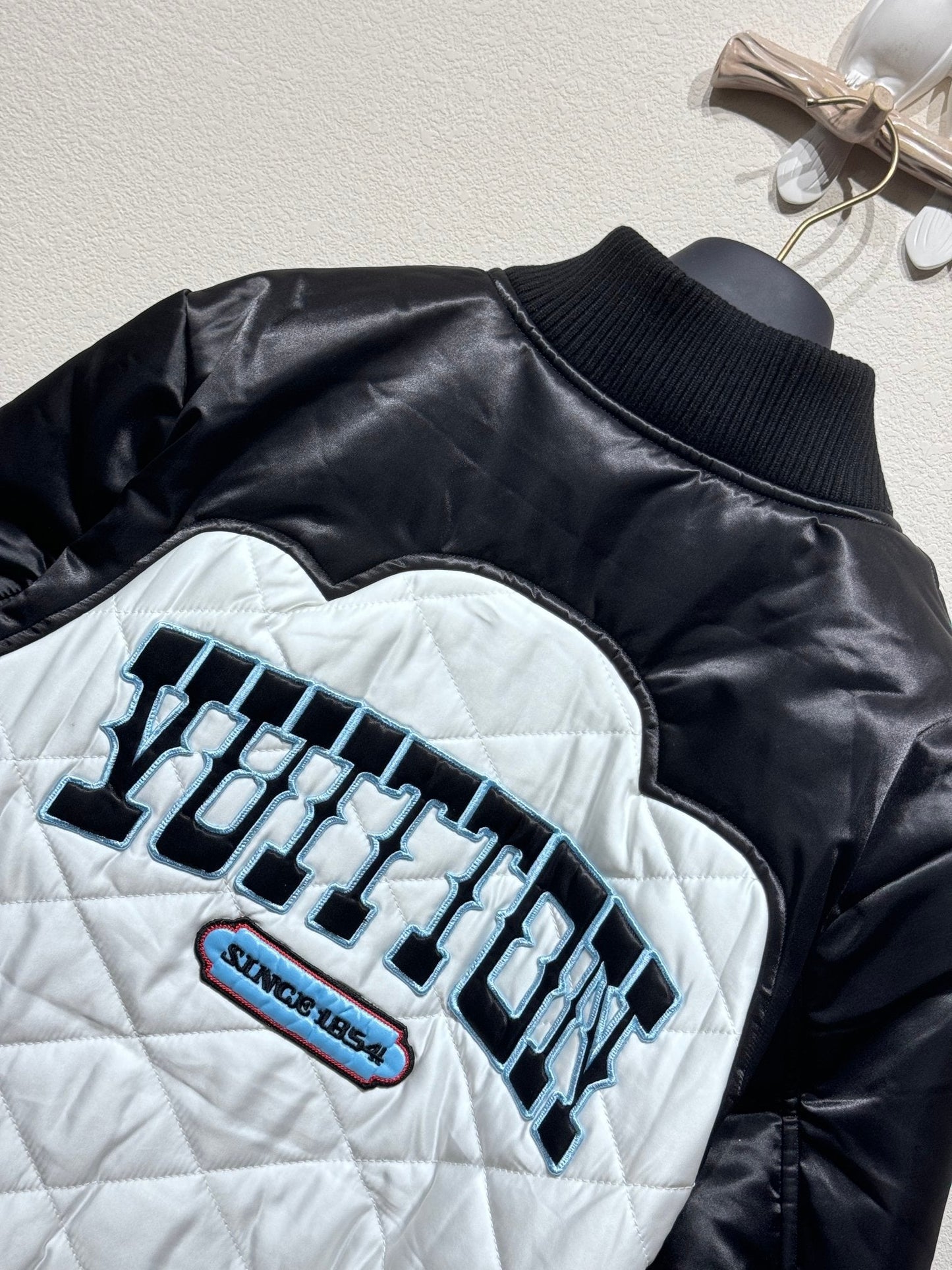 JAQUETA LOUIS VUITTON VARSITY BOOM