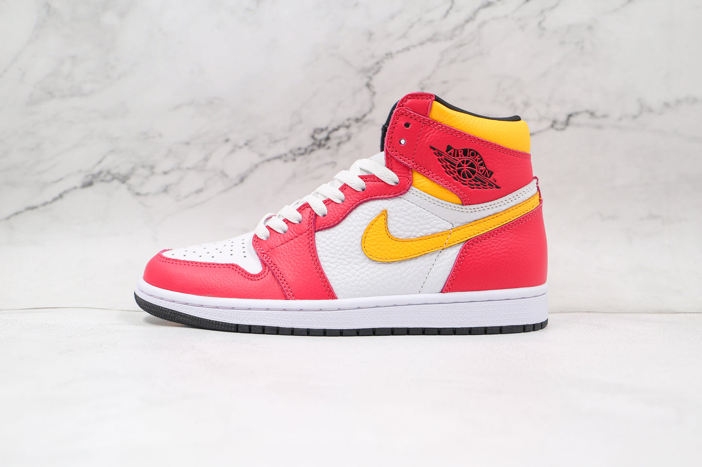 Jordan 1 Retro High OG Light Fusion Red