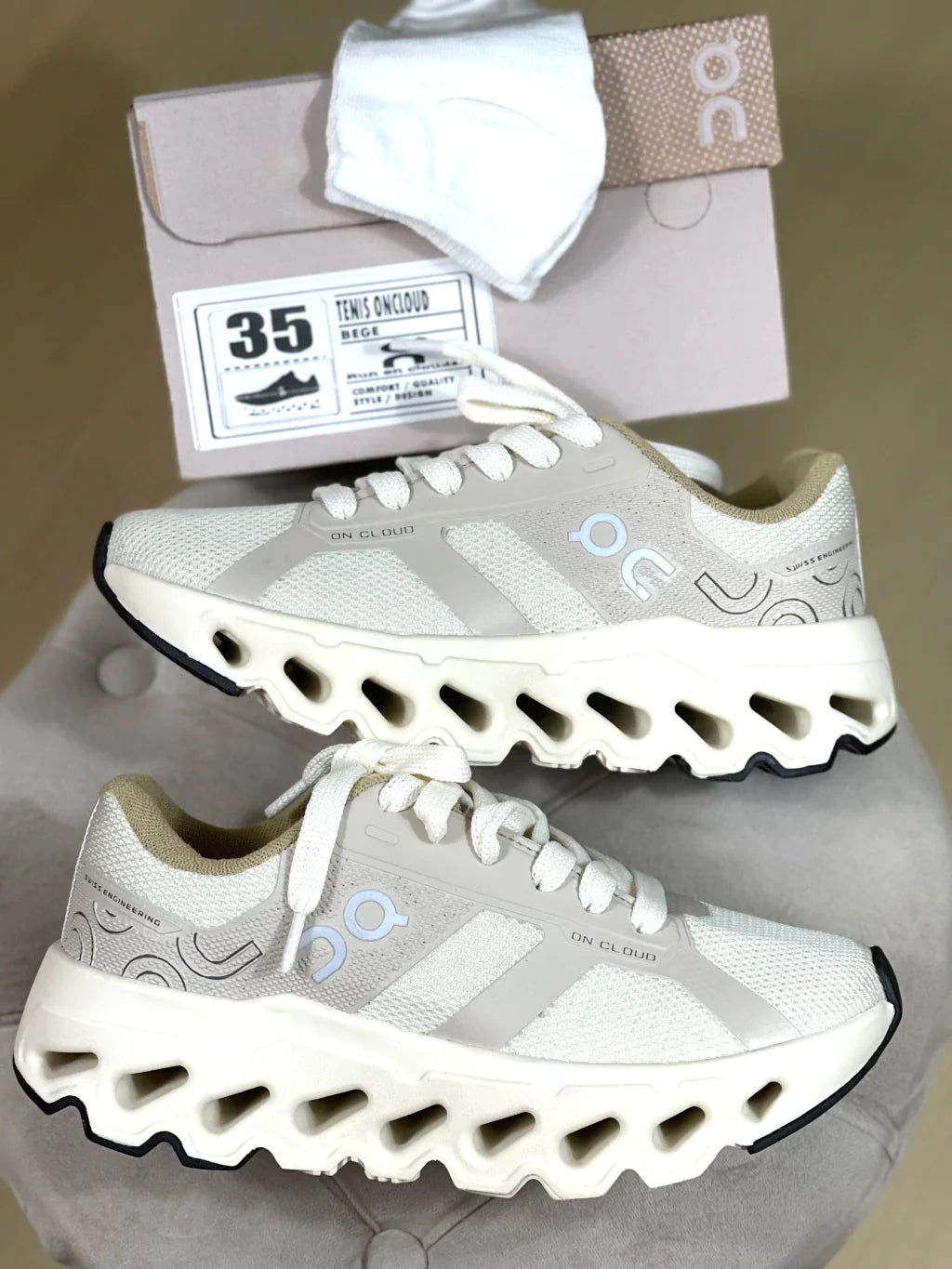 Tenis OnCloud 6 White