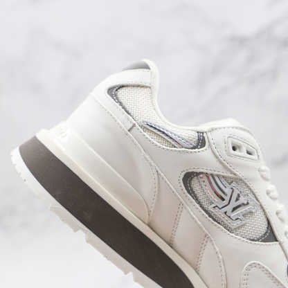 Run Away Sneakers Suede with Mesh White