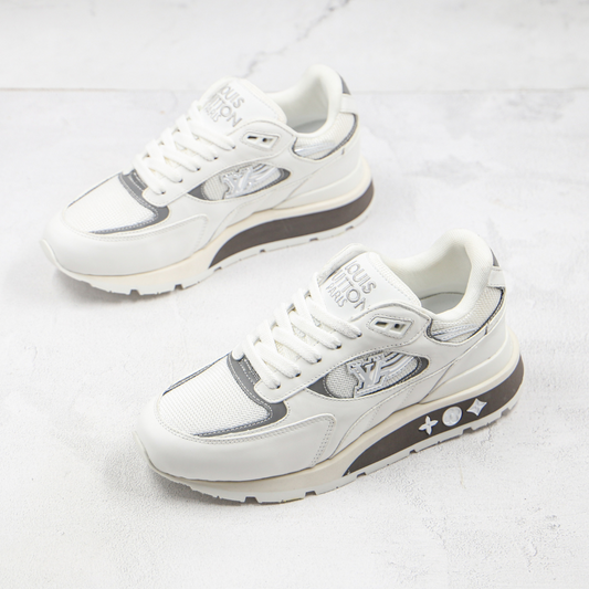 Run Away Sneakers Suede with Mesh White