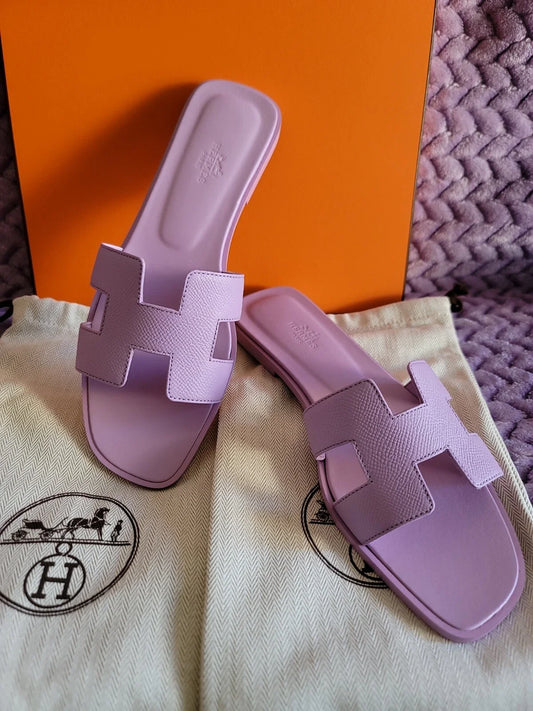 Hermes Izmir Sandal Noir Smooth Calfskin Leather Rose