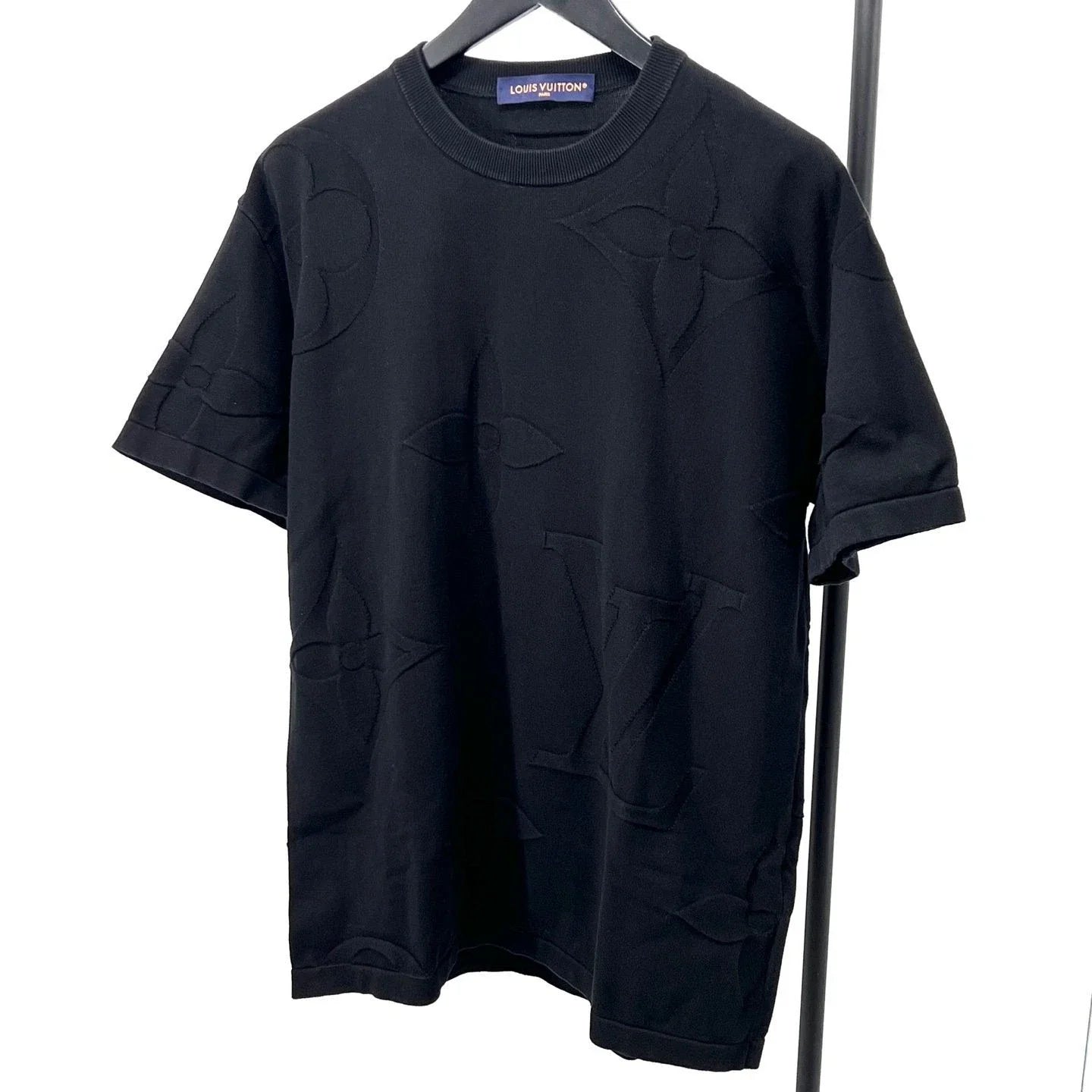 Camiseta Louis Vuitton Black Relevo Monogram